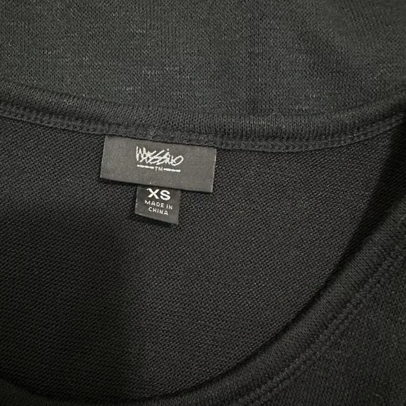 NWT Mossimo Long Sleeve Womens Black Pullover Open Shoulder Knit Shirt Sz XS - Picture 4 of 7